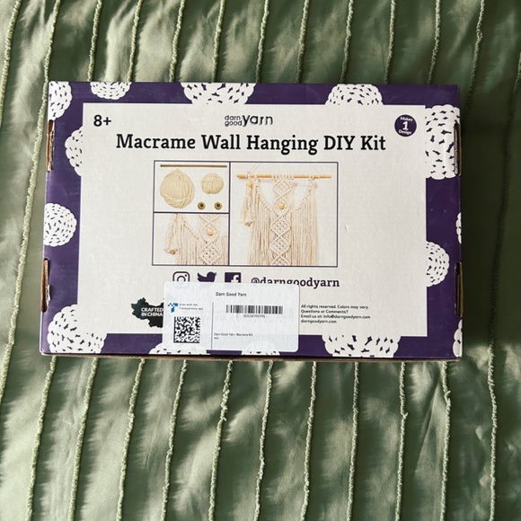 Darn Good Yarn DIY Marcame Wall Hanging Kit - Picture 3 of 6